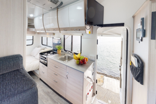 Cruisin 4 Berth Deluxe image 