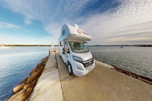 Cruisin 4 Berth Deluxe image 