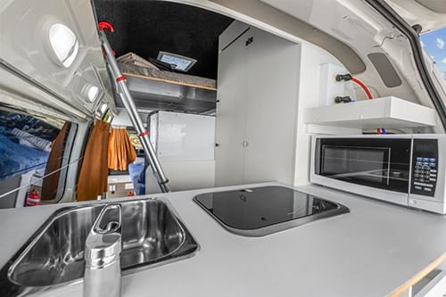 Camperman Maxie 4 Deluxe Shower Toilet image