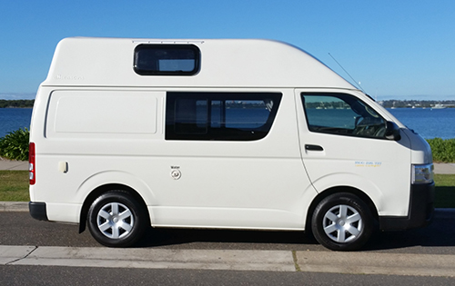 Autosleepers 4 Berth Hitop image